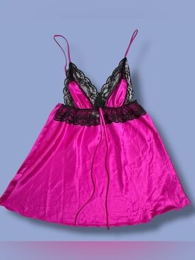 Victoria’s Secret Baby Pink Lace Babydoll Slip Tank Top 💗🖤